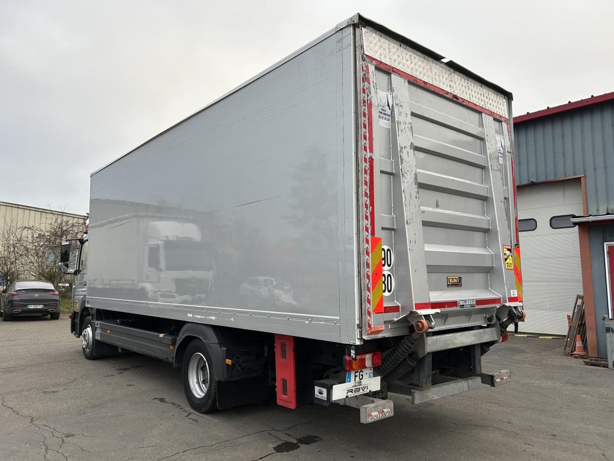 Camion Mercedes Atego 1224