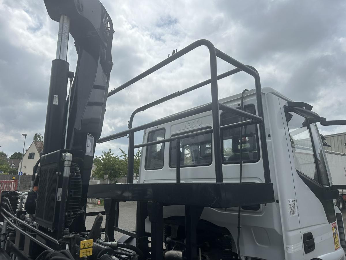Camion Iveco Eurocargo 160E25