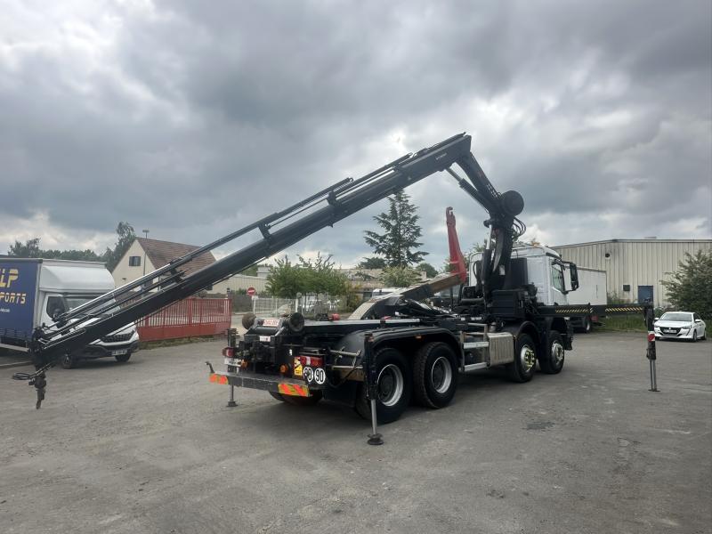 Camion Mercedes Arocs 3240
