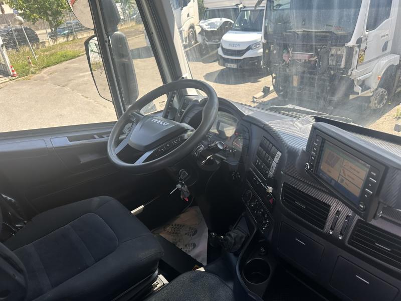 Camion Iveco Trakker
