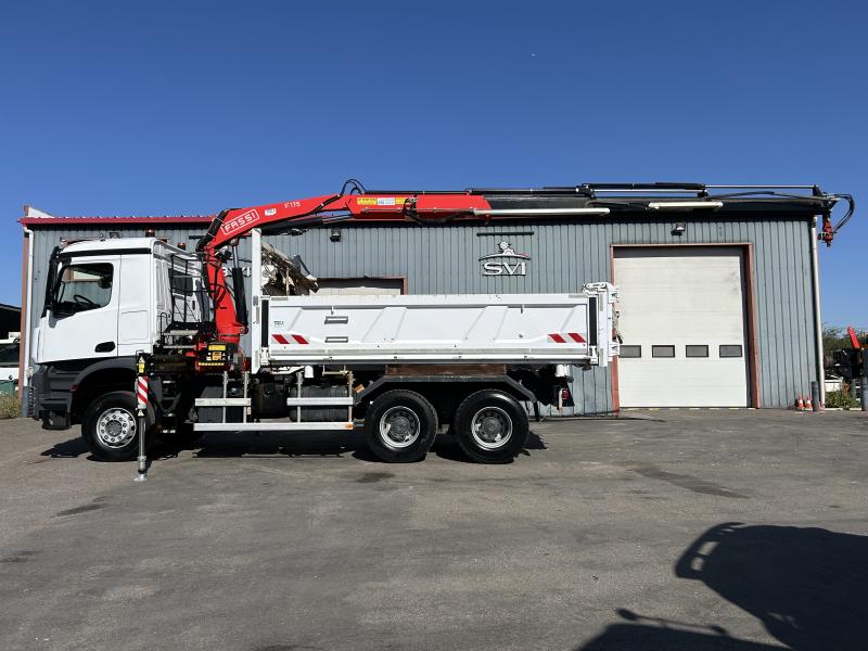 Camion Mercedes Arocs