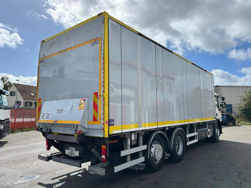 Camion Renault Gamme D