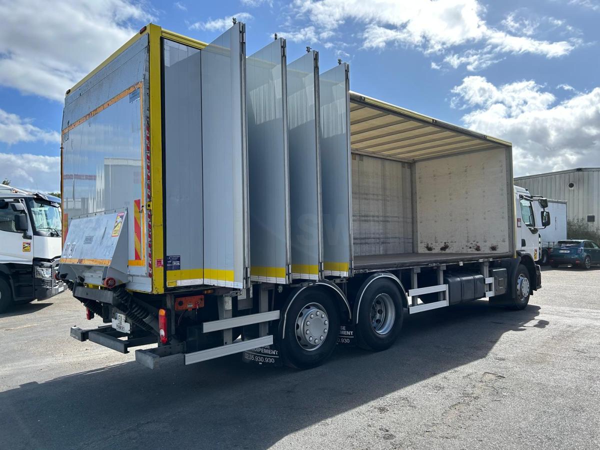 Camion Renault Gamme D