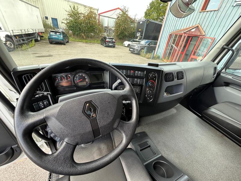 Camion Renault Gamme D