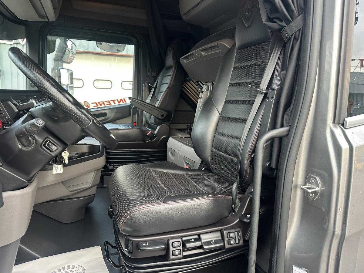 Camion Scania S