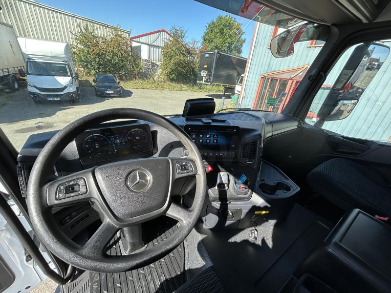 Truck Mercedes Arocs