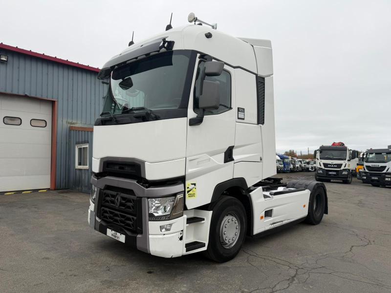 Trattore Renault T-High