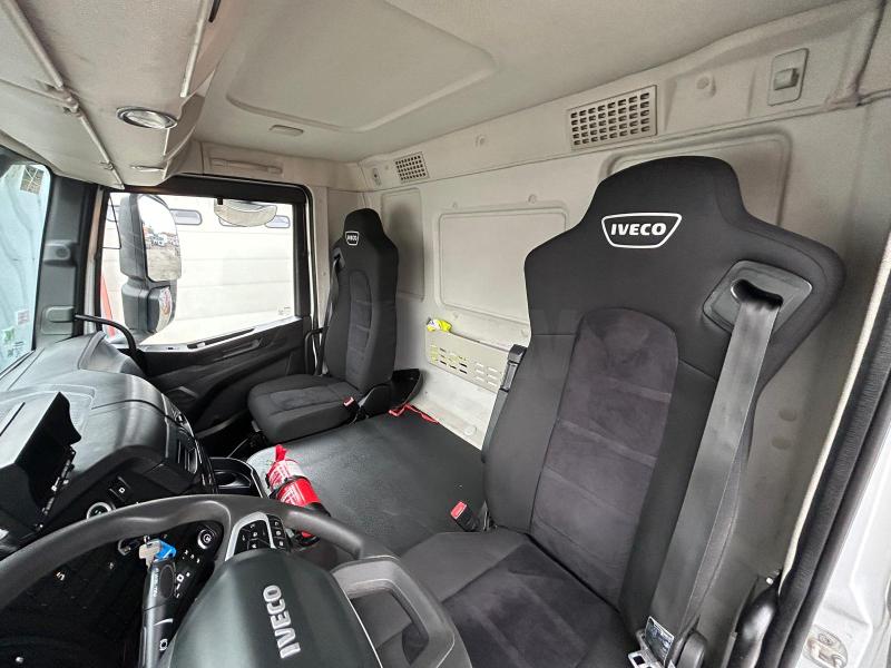 Camion Iveco S-WAY
