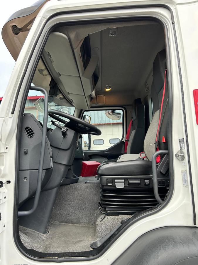 Camião Renault Gamme C