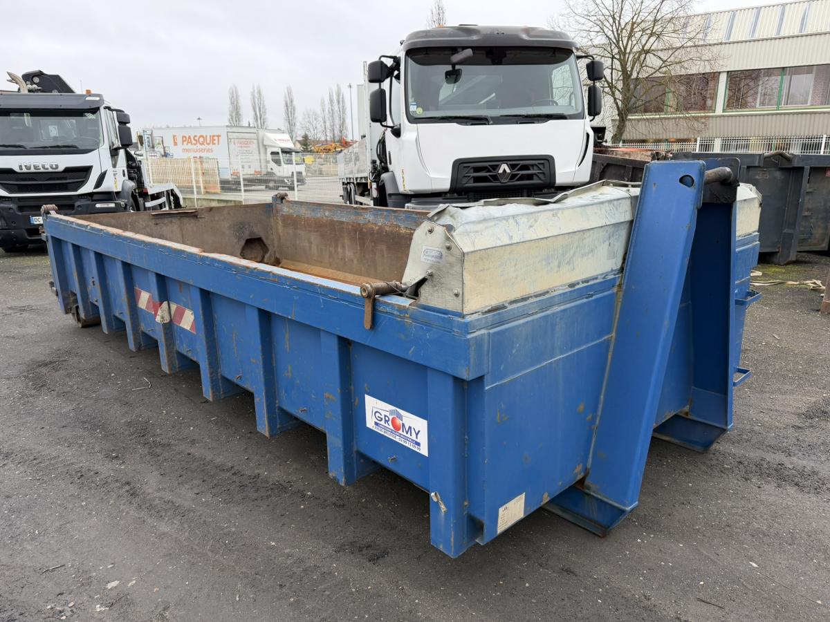 Camión Iveco Trakker