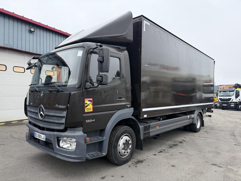 Camión Mercedes Atego 1224 NL