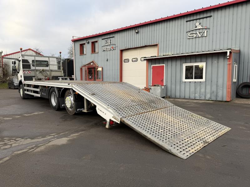 Camion Renault Gamme D