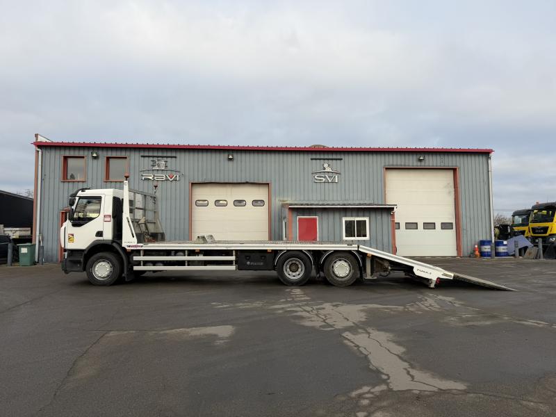 Camion Renault Gamme D
