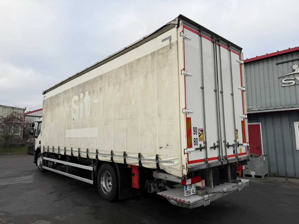 Camion Renault Gamme D