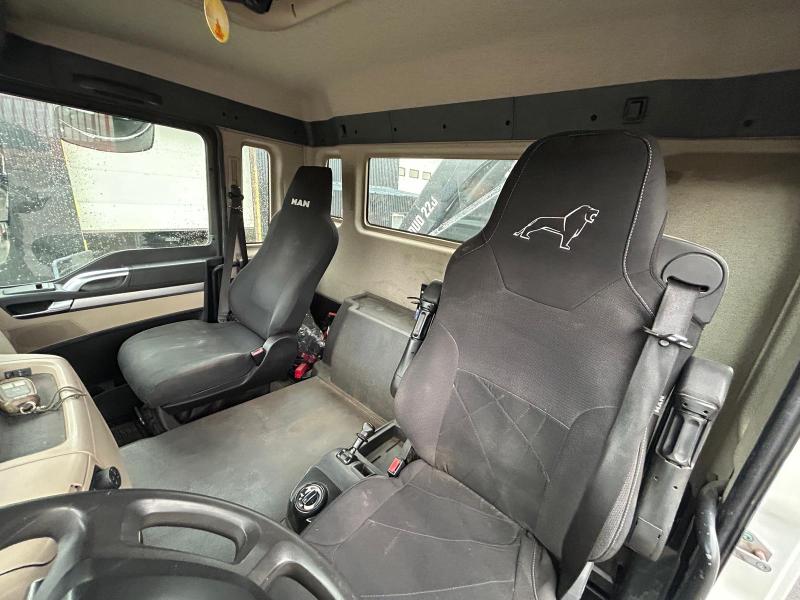LKW MAN TGS 35.360