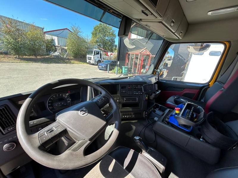 Ciężarówka Volvo FMX 420