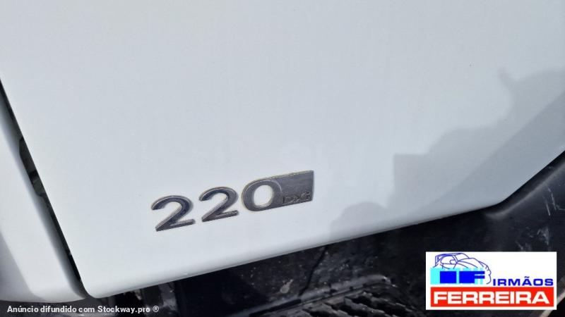 Photo Renault Midlum 220 image 5/12