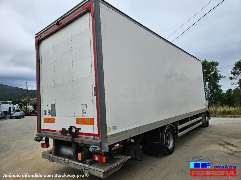 Photo Renault Gamme D 12.240 image 4/14