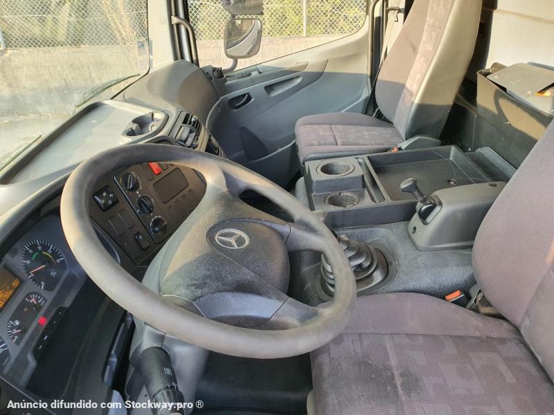 Photo Mercedes 1217  image 11/16