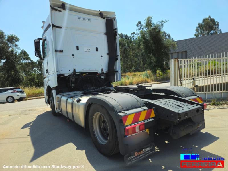 Photo Mercedes Actros 1845 image 3/16