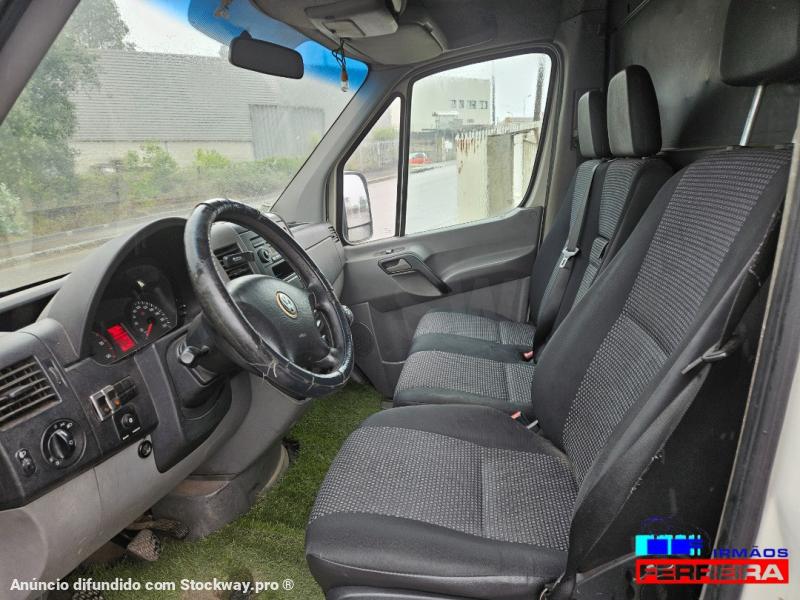 Photo Volkswagen Crafter 2.5 TDI L2/H2 image 8/11