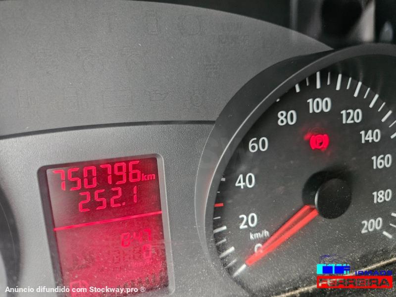 Photo Volkswagen Crafter 2.5 TDI L2/H2 image 9/11