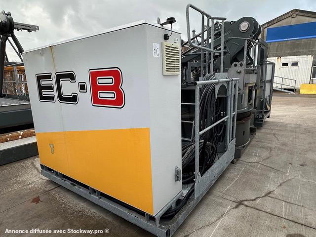 Photo LIEBHERR 340 EC-B 16  image 3/7