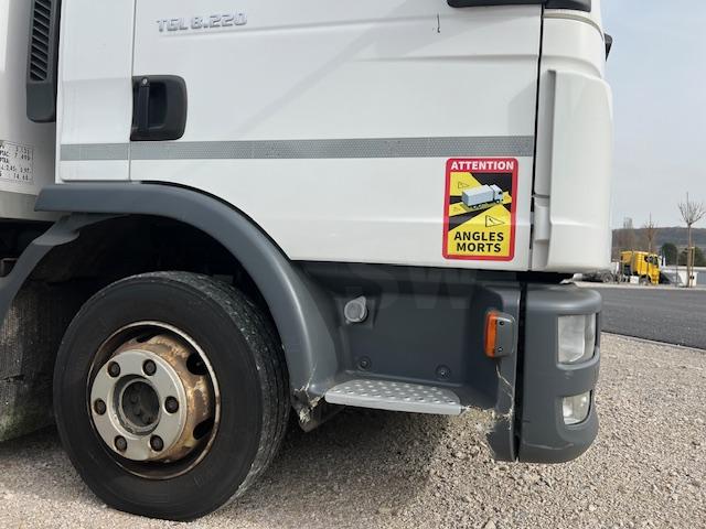 Camion MAN TGL 8.220
