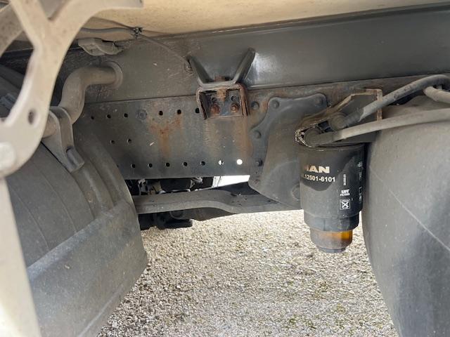 Camion MAN TGL 8.220