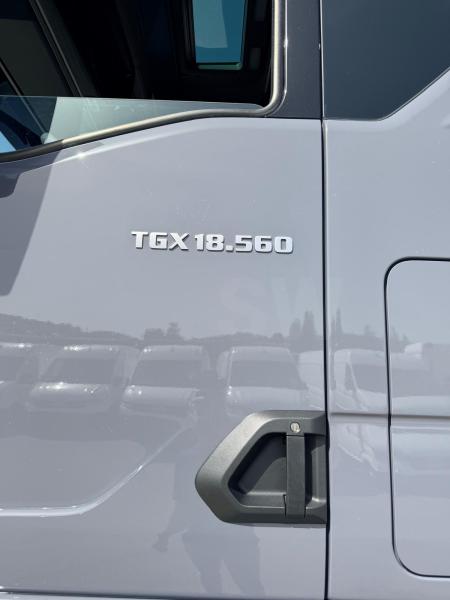 Tracteur MAN TGX 18.560
