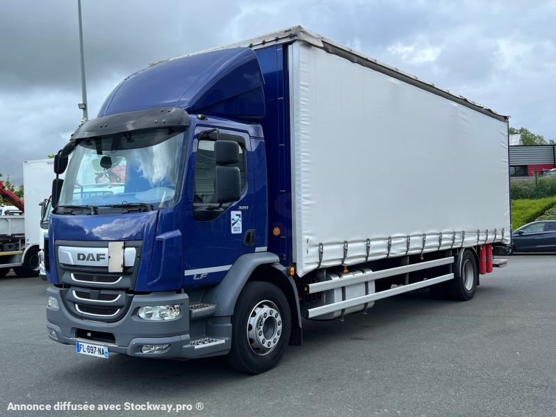 Photo DAF LF 320  TOIT COULISSANT + HAYON  REPLIABLE 1.5T image 2/12