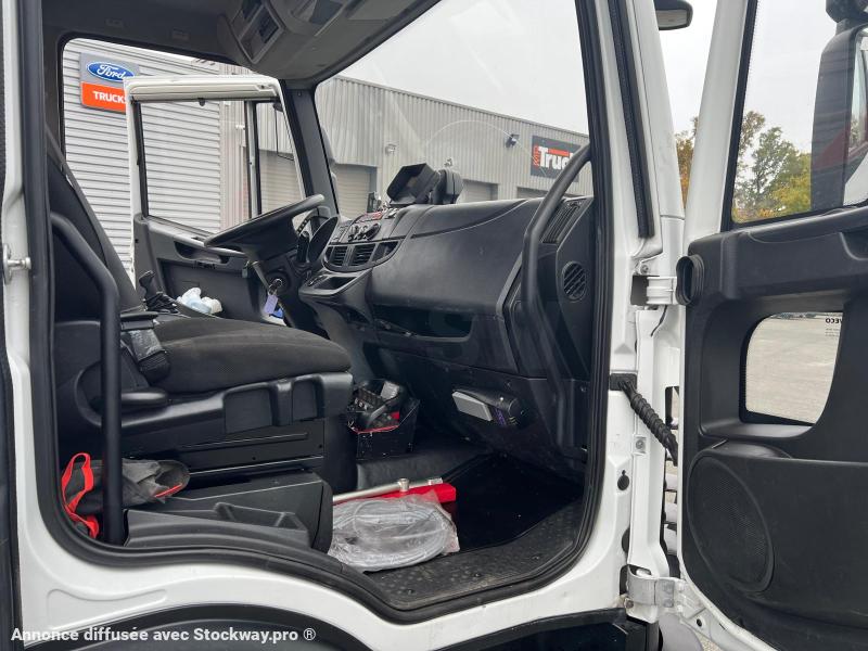 Photo Iveco Eurocargo 190E32 image 9/11