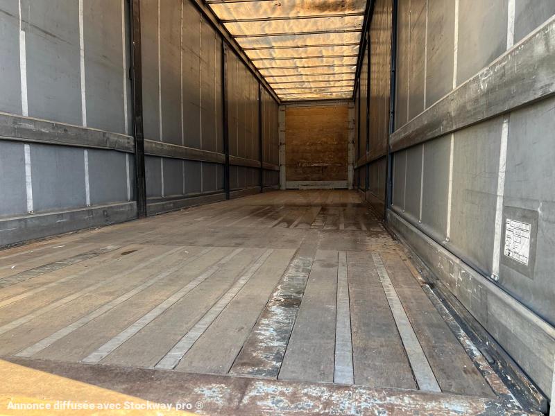 Photo Fruehauf REHAUSABLE ET TOIT COULISSANT 3 ESSIEUX image 5/8