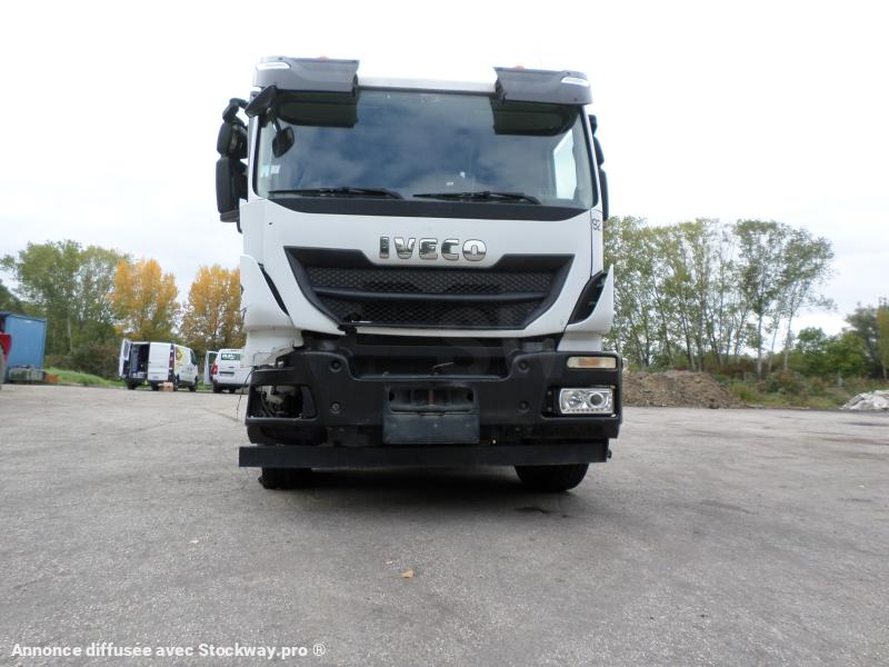 Iveco Stralis TRAKKER 460