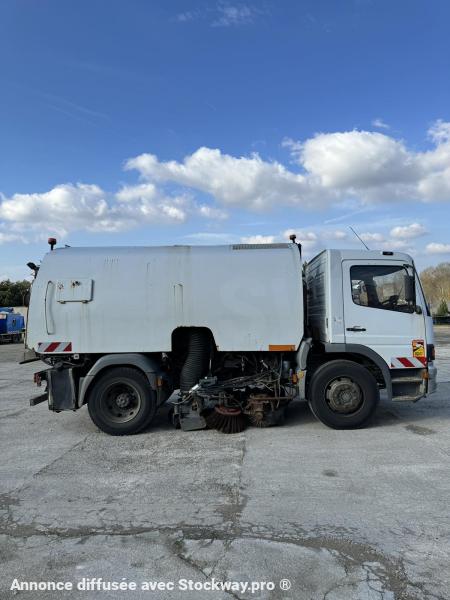 Photo Mercedes Atego  image 2/11