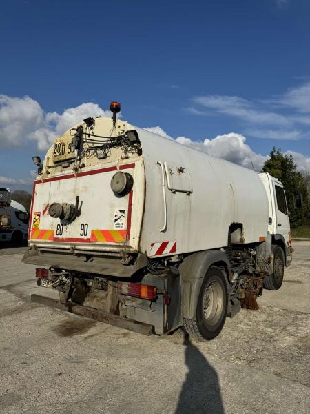 Komunalne Mercedes Atego