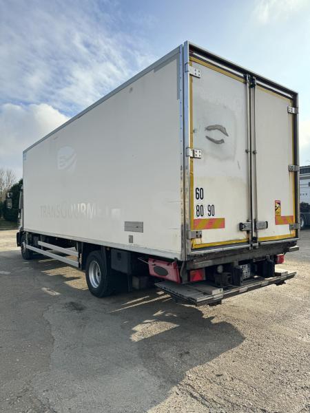Ciężarówka Iveco Eurocargo 160E30