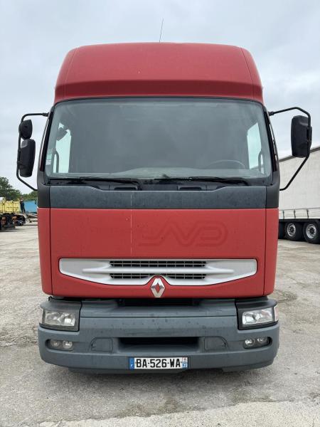 Camion Renault Premium