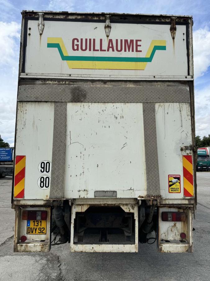 Camión Scania 94