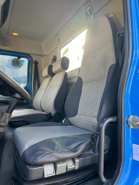 vrachtwagen Renault Midlum 180