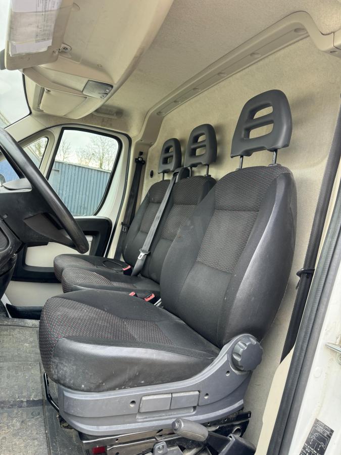 Utilitaire Peugeot Boxer
