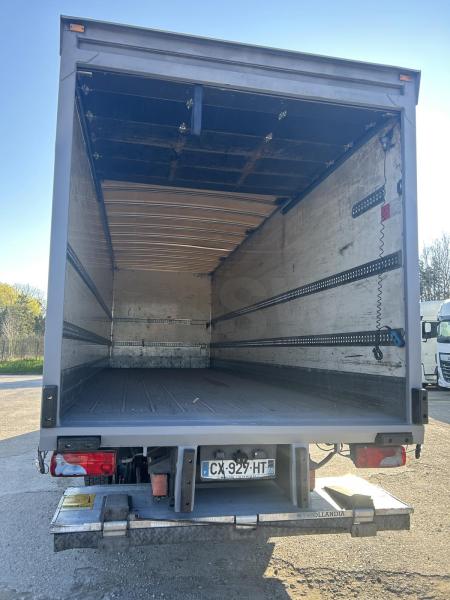 vrachtwagen MAN TGM 18.250