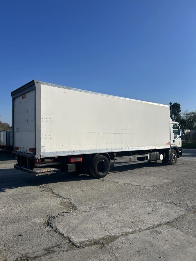 vrachtwagen MAN TGM 18.250