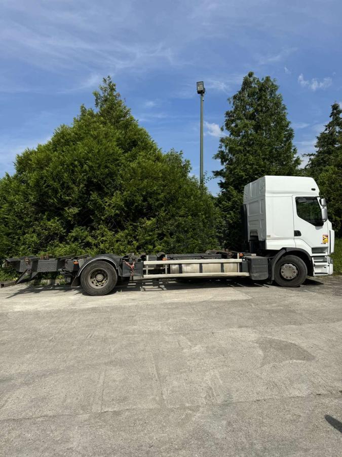 Camión Renault Premium 430