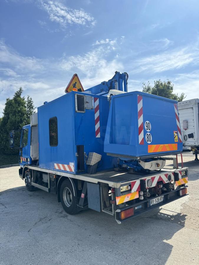 Truck Iveco Eurocargo 100E18