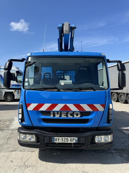 Truck Iveco Eurocargo 100E18