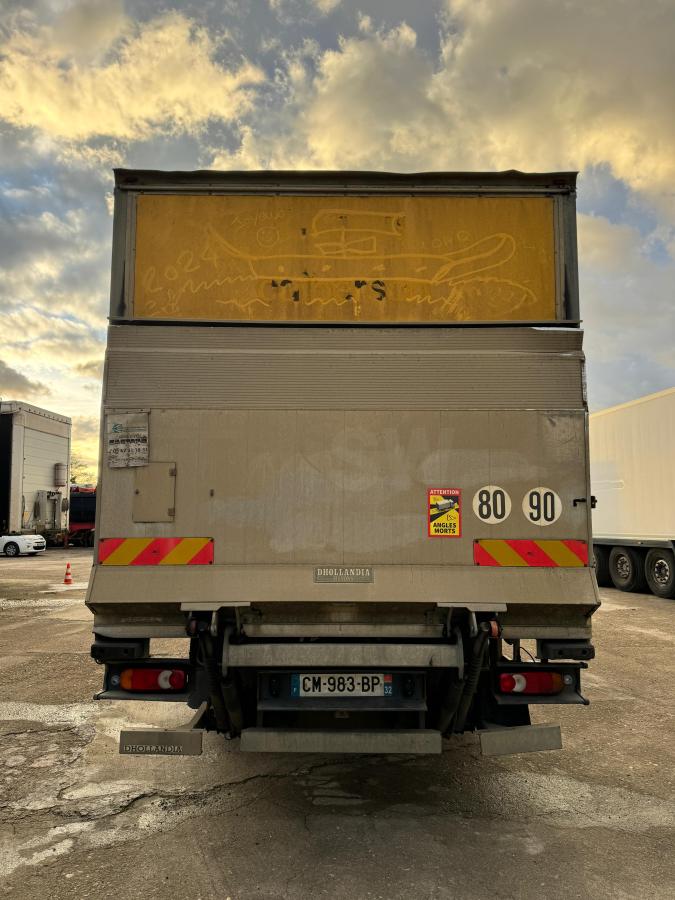 Truck Renault Midlum 220