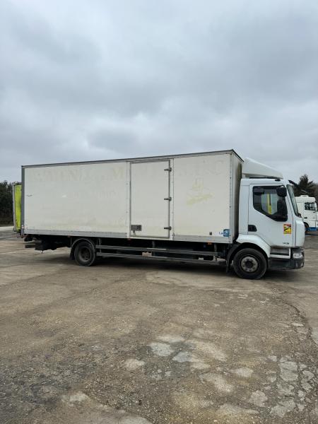 Truck Renault Midlum 180