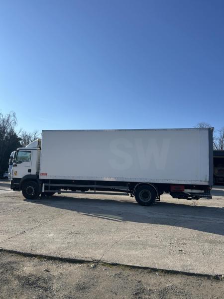 vrachtwagen MAN TGM 18.250