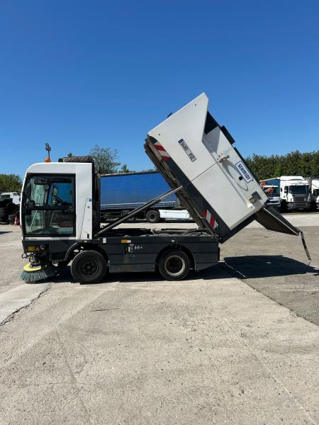 Mezzo di rete stradale Schmidt CleanGo 500 Compact 400